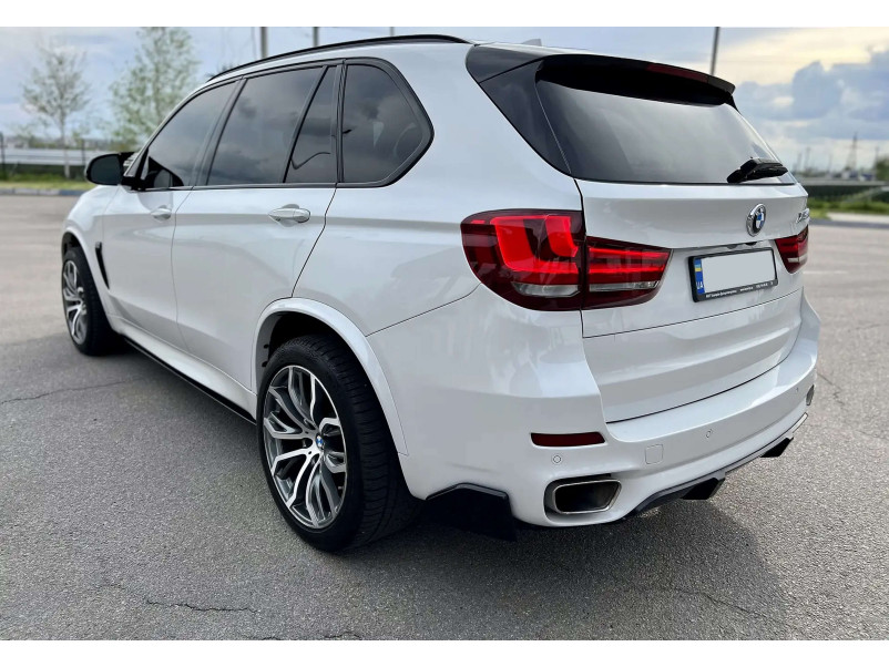 Леза на пороги Чорний глянець ( M-Performance ) на BMW X5 F15 2013-2018 року