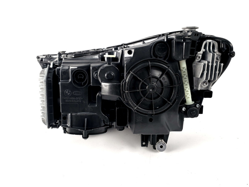 Передні фари  Laser ( оригінал Б/В ) на BMW 7 Series G11 / G12 2015-2019 року