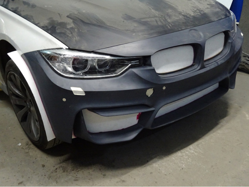 Передній бампер  ( M3 Look ) на BMW 3 Series F30 / F31 2011-2018 року