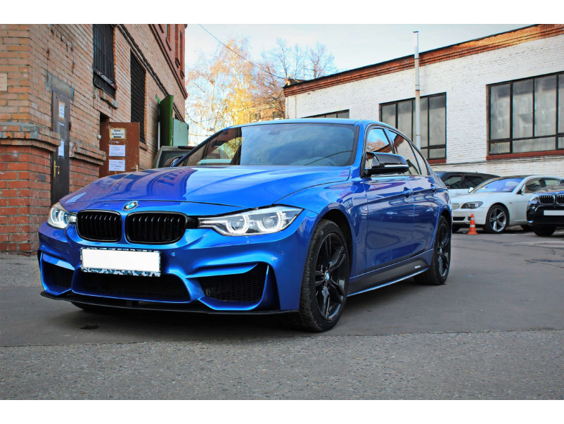 Передній бампер  ( M3 Look ) на BMW 3 Series F30 / F31 2011-2018 року