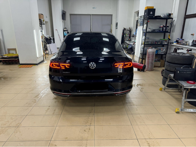 Задні ліхтарі  ( апгрейд в Passat B8 2019+ ) V1 Стопи на Volkswagen Passat B8 2014-2019 року