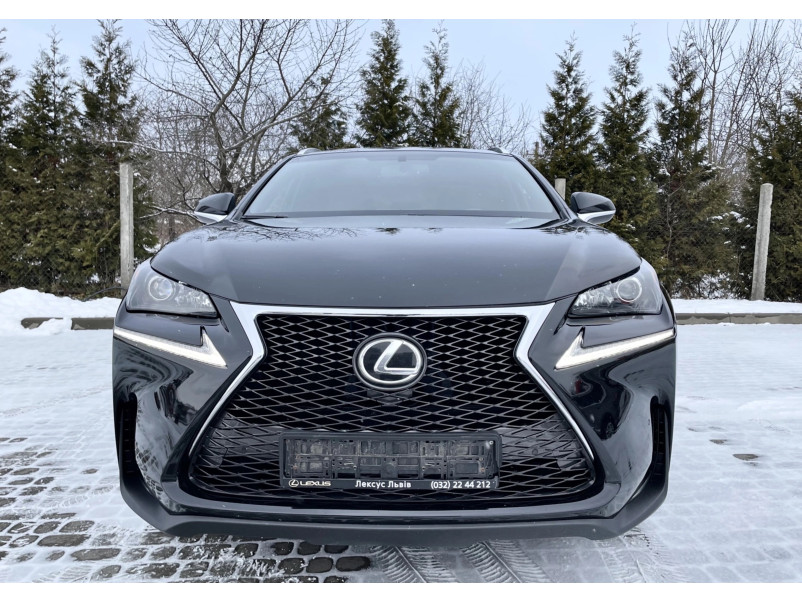 Передній бампер  ( стиль F-Sport ) V2 на Lexus NX 2014-2017 року