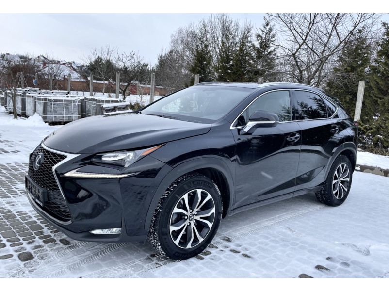 Передній бампер  ( стиль F-Sport ) V2 на Lexus NX 2014-2017 року