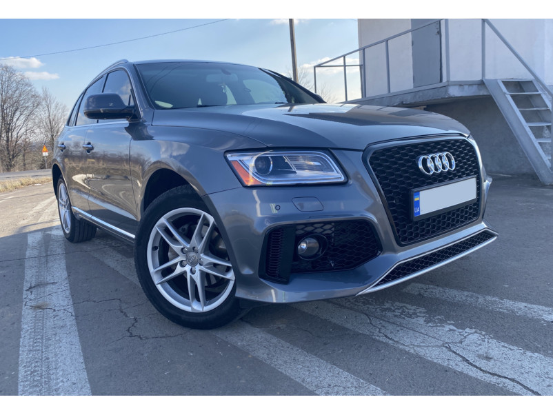 Передній бампер  ( в стилі RSQ5 V3 ) на Audi Q5 8R 2012-2016 року