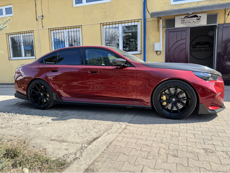 Леза на пороги ( Карбон )  V2 на BMW M5 G90 / G99 2024-2026 року