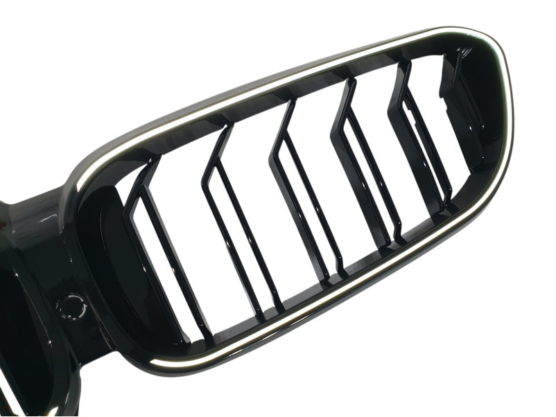 Ніздрі Чорний глянець LED ( Iconic Glow ) Old to New на BMW 5 Series G30 / G31 2017-2020 року