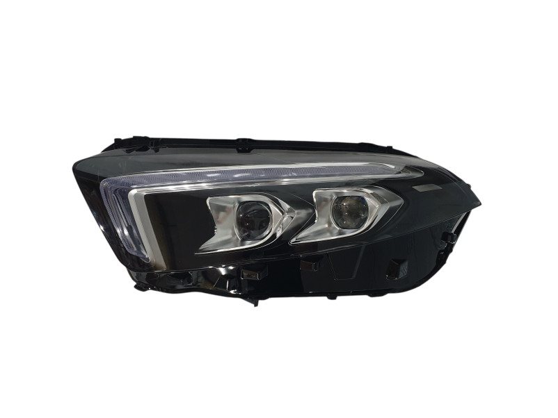 Передні фари  Led ( заміна галогену ) на Mercedes-Benz A-Class W177 2018-2022 року
