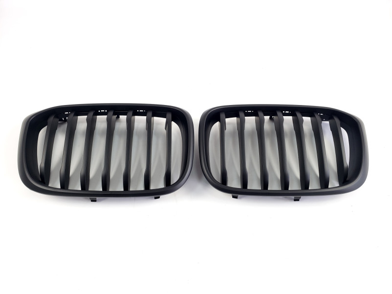 Ніздрі Чорний мат ( 1 Bar ) на BMW X3 G01 2018-2022 року