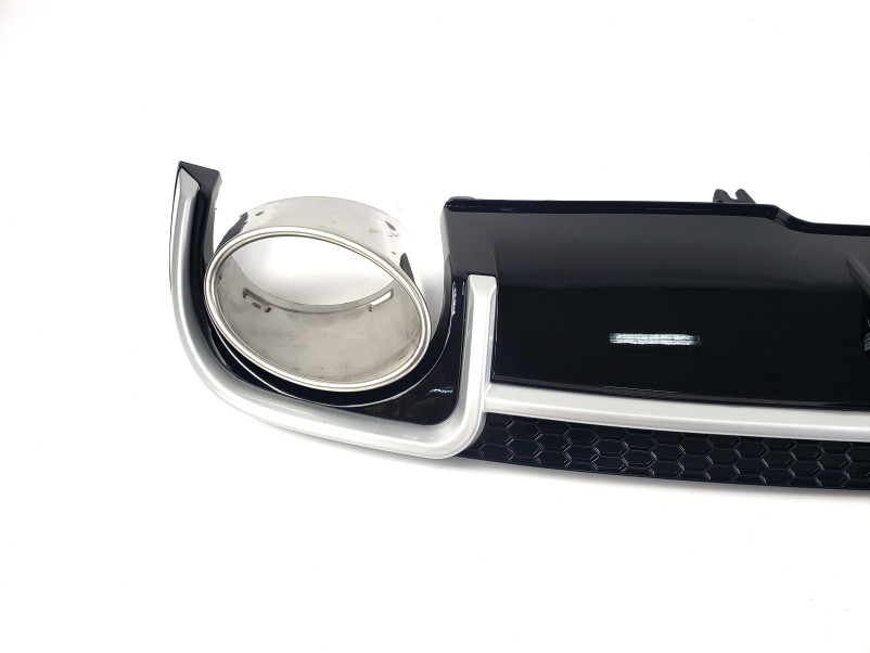 Дифузор ( заднього бампера ) Black Silver / Chrome Pipe ( в стилі RS4 ) на Audi A4 B9 2015-2019 року