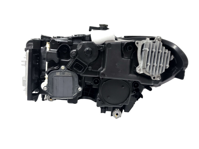 Передні фари  ( Full Led ) оригінал комплектні на BMW 5 Series G30 / G31 2020-2023 року