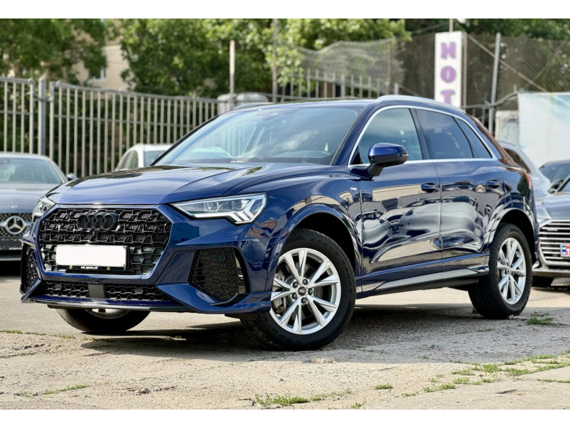 Передній бампер  ( в стилі RSQ3 ) на Audi Q3 83A 2018-2023 року
