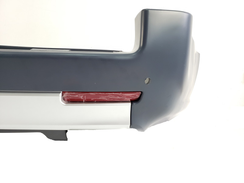 Задній бампер  ( стиль Autobiography ) на Land Rover Range Rover Vogue L322 2005-2010 року