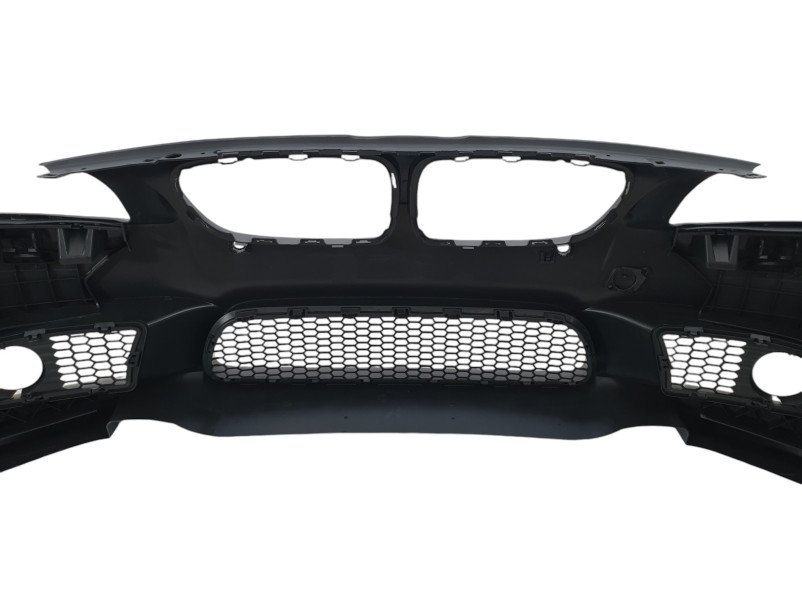 Передній бампер  ( стиль M5 ) під туманки на BMW 5 Series F10 / F11 2010-2017 року