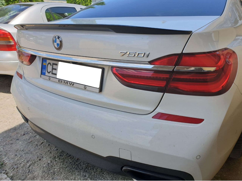 Спойлер Чорний глянець V1 на BMW 7 Series G11 / G12 2015-2019 року