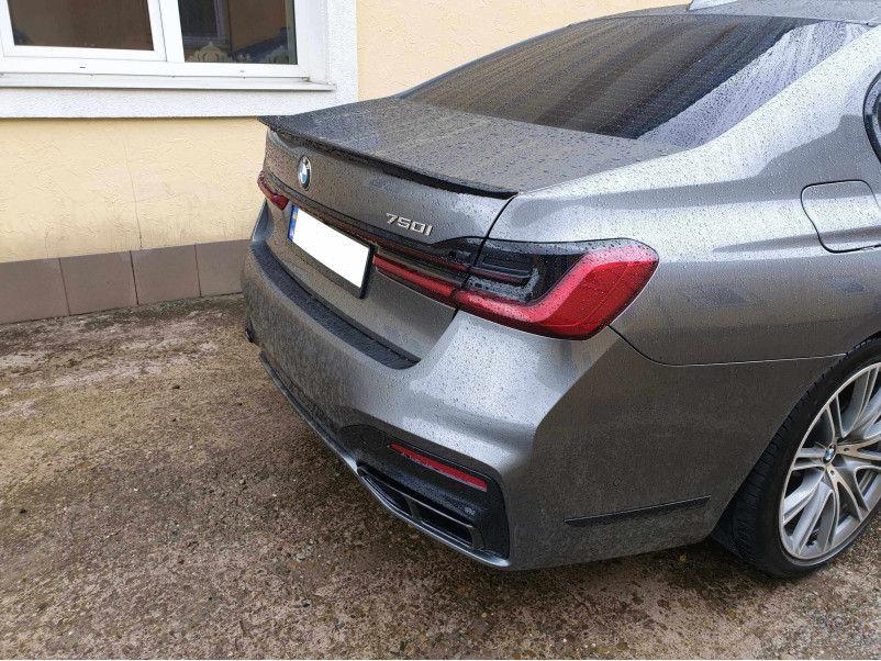 Спойлер Чорний глянець V1 на BMW 7 Series G11 / G12 2015-2019 року