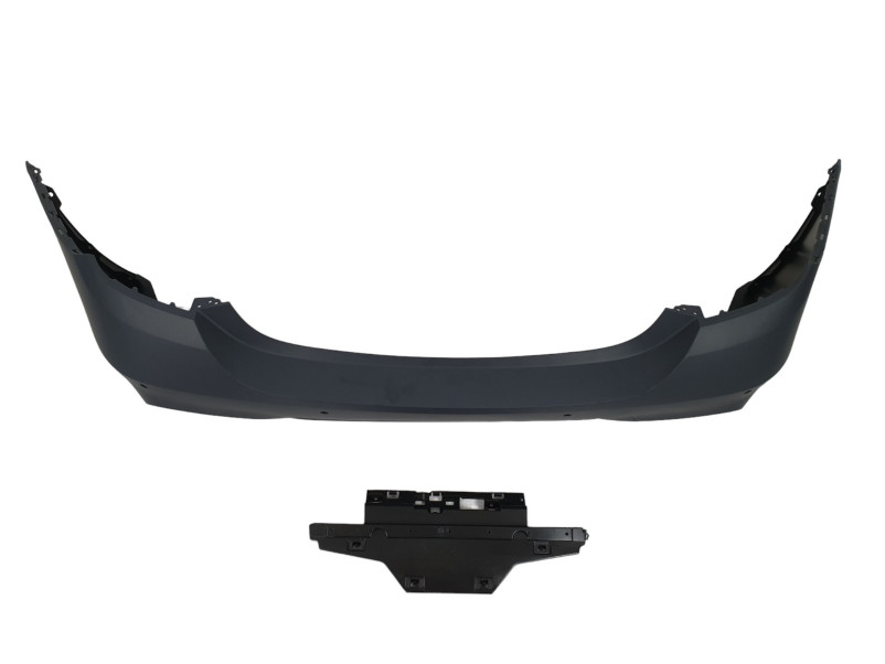 Задній бампер  ( стиль M4 F82 ) на BMW 4 Series F32 / F33 2013-2020 року