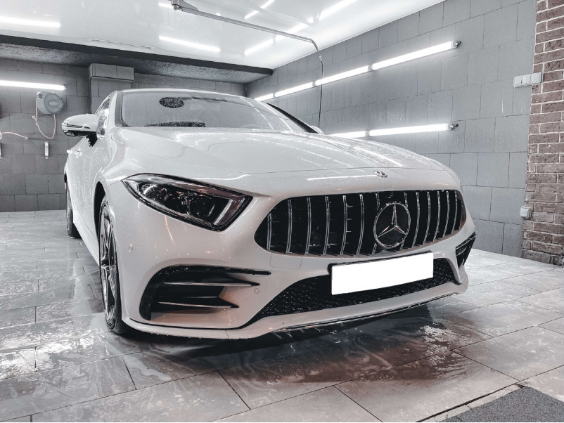 Решітка радіатора Chrome Black GT на Mercedes-Benz CLS-Class C257 2018-2022 року