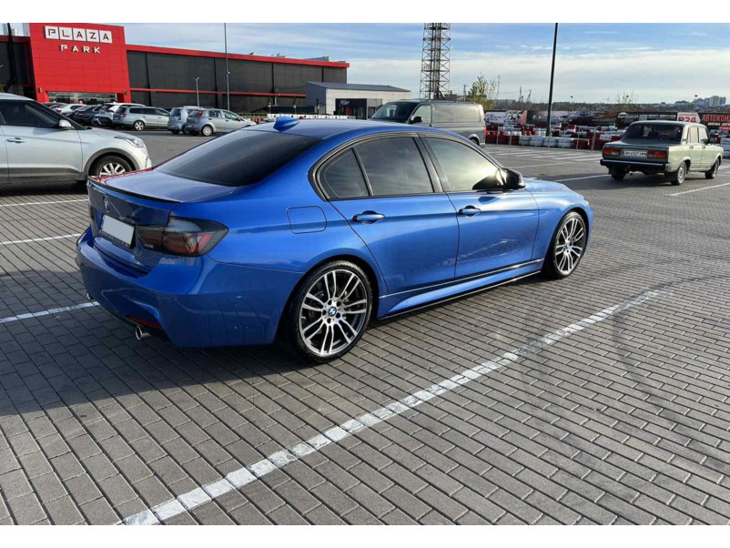 Леза на пороги Чорний глянець ( M-Performance ) на BMW 3 Series F30 / F31 2011-2018 року