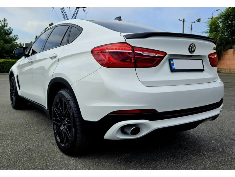 Спойлер Чорний глянець V2 на BMW X6 F16 2014-2018 року