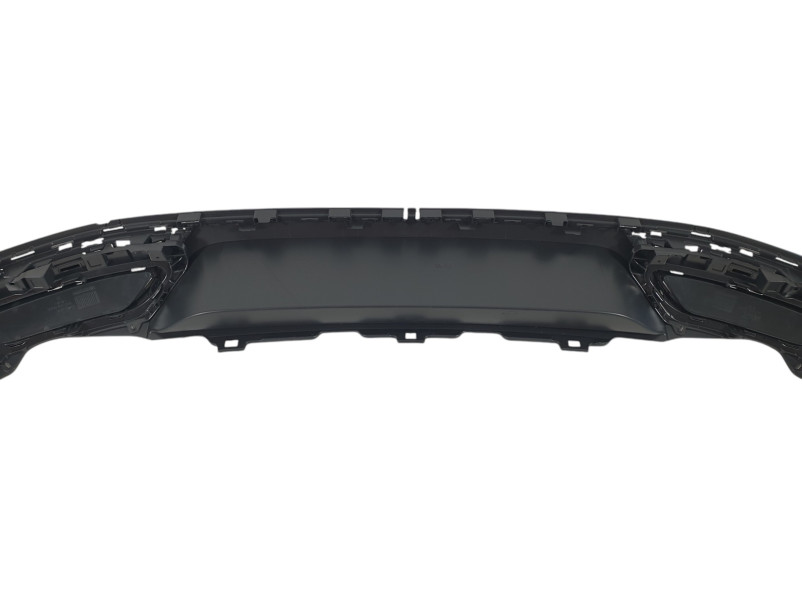 Дифузор ( заднього бампера )  ( стиль R-Line ) на Volkswagen Passat B8 2014-2019 року
