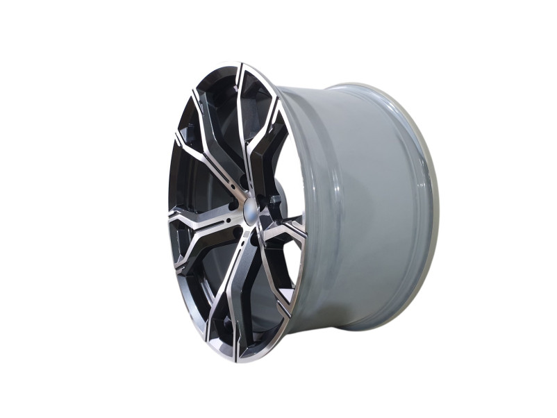 R20 Gray + Chrome ( різноширокі ) Диски на BMW X5 F15 2013-2018 року