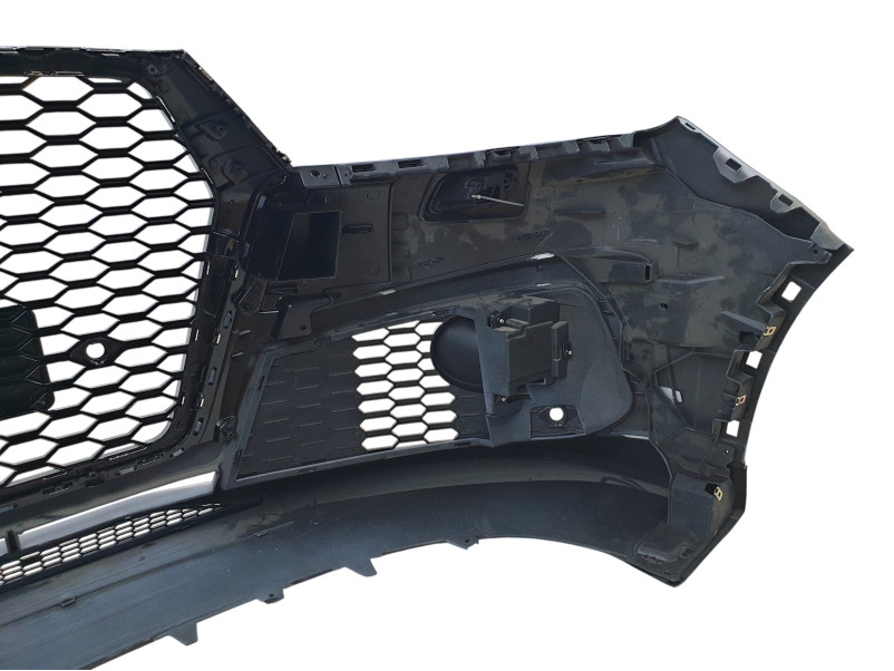 Передній бампер  ( RS Style ) Chrome на Audi Q7 4M 2015-2020 року