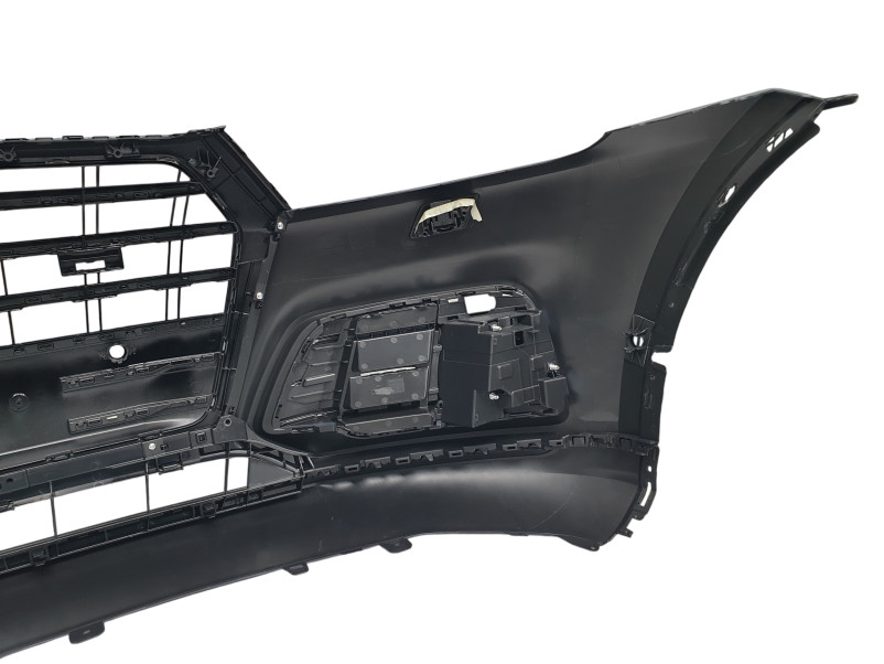 Передній бампер  ( S-Line ) V1 на Audi Q5 80A 2016-2020 року
