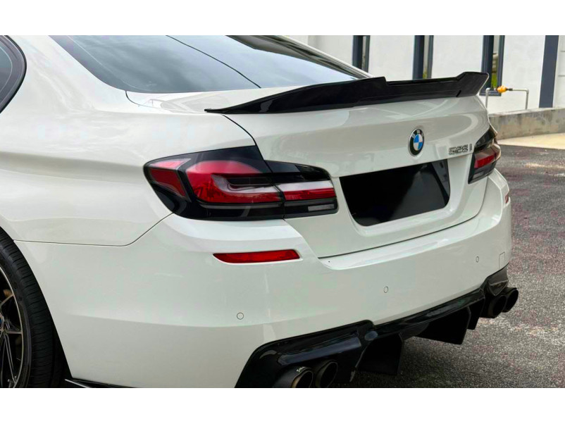 Спойлер  ( стиль PSM ) на BMW 5 Series F10 / F11 2010-2017 року