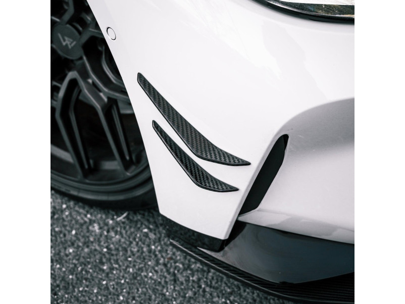 Губа ( Карбон )  ( канарди ) V1 на BMW M3 G80 / G81 2021-2026 року