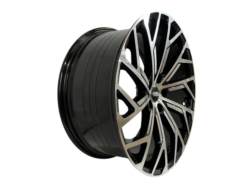 R18 BMF Диски ( одноширокі 8.0J ET35 ) на Audi A4 B8 2007-2011 року