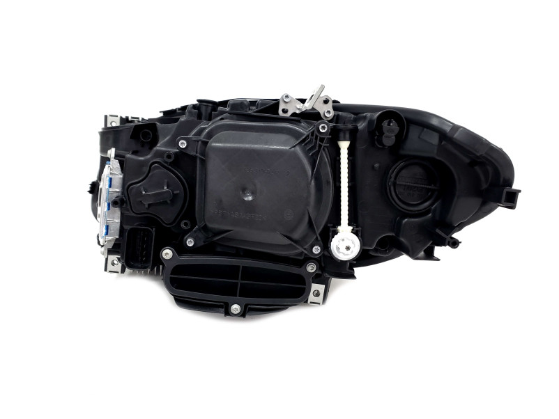 Передні фари  ( Bi-Xenon No Adaptive ) комплектні на BMW 5 Series F10 / F11 2010-2017 року