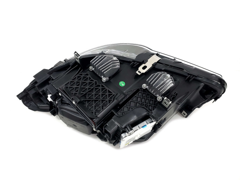 Передні фари  ( Bi-Xenon No Adaptive ) комплектні на BMW 5 Series F10 / F11 2010-2017 року