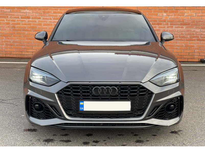 Передній бампер  ( стиль RS5 ) під дистронік V2 на Audi A5 B9 2020-2025 року