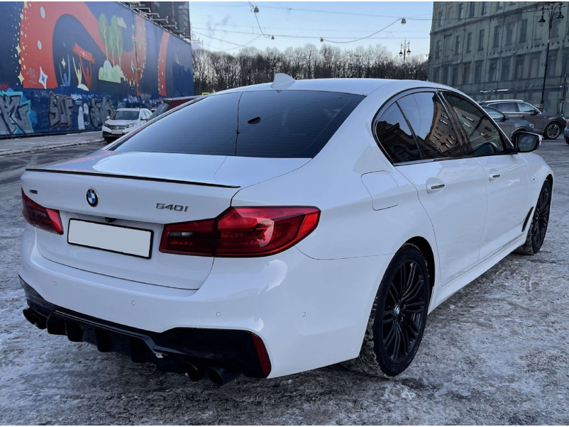 Задній бампер  ( стиль M5 F90 ) на BMW 5 Series G30 / G31 2017-2020 року