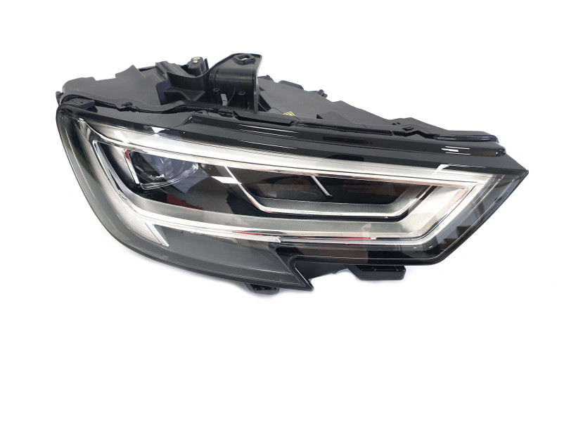 Передні фари  ( LED Європа ) без блоків на Audi A3 8V 2016-2020 року