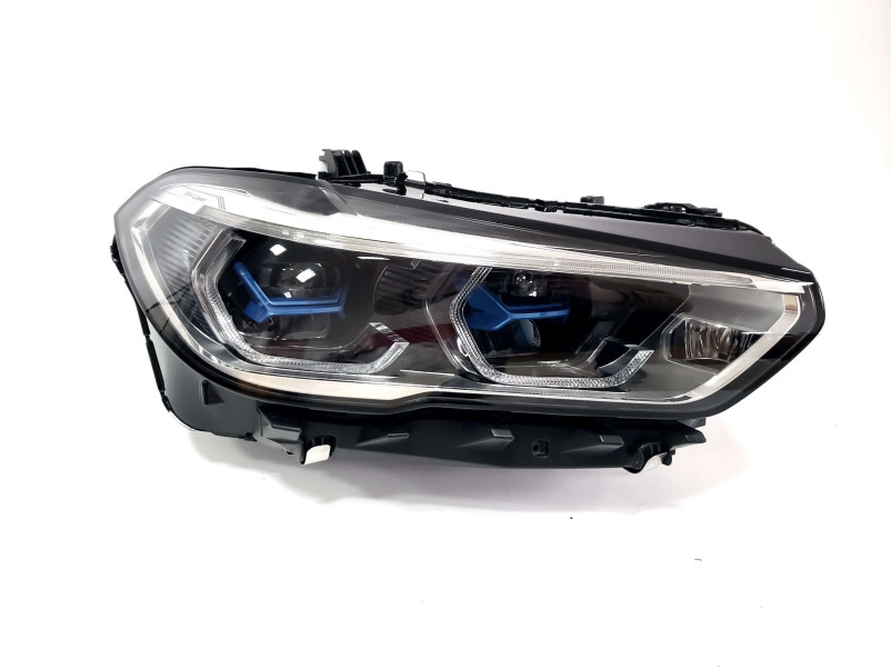 Передні фари  Laser ( оригінал комплектні ) на BMW X5 G05 2018-2022 року
