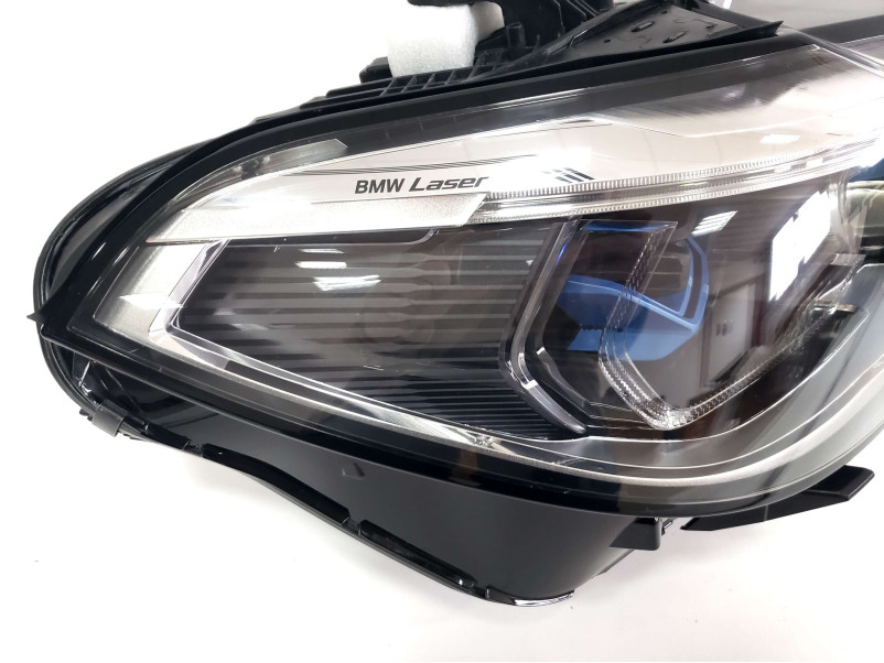 Передні фари  Laser ( оригінал комплектні ) на BMW X5 G05 2018-2022 року