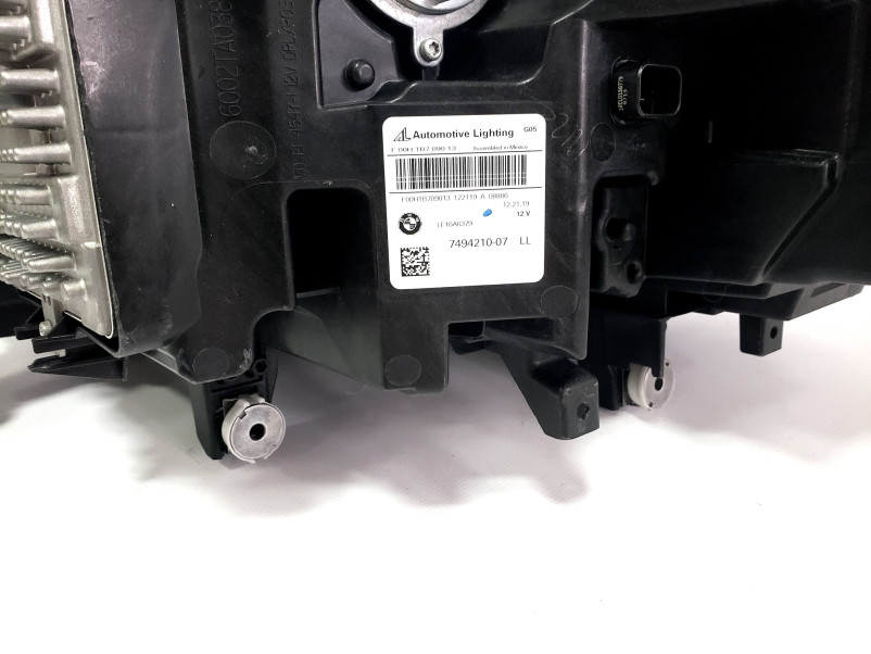 Передні фари  Laser ( оригінал комплектні ) на BMW X5 G05 2018-2022 року