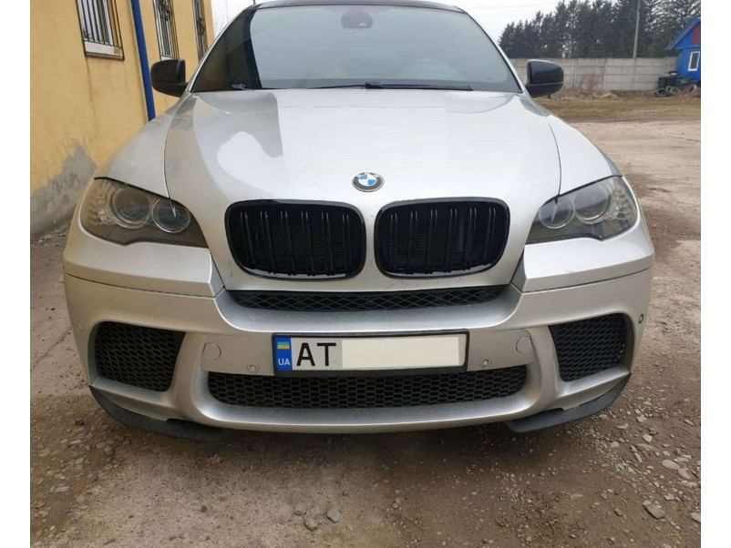Ніздрі Чорний глянець ( Подвійні M-Look ) на BMW X5 E70 2010-2013 року