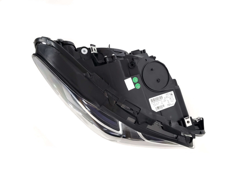 Передні фари  стиль G30 Laser LCI на BMW 5 Series F10 / F11 2010-2017 року