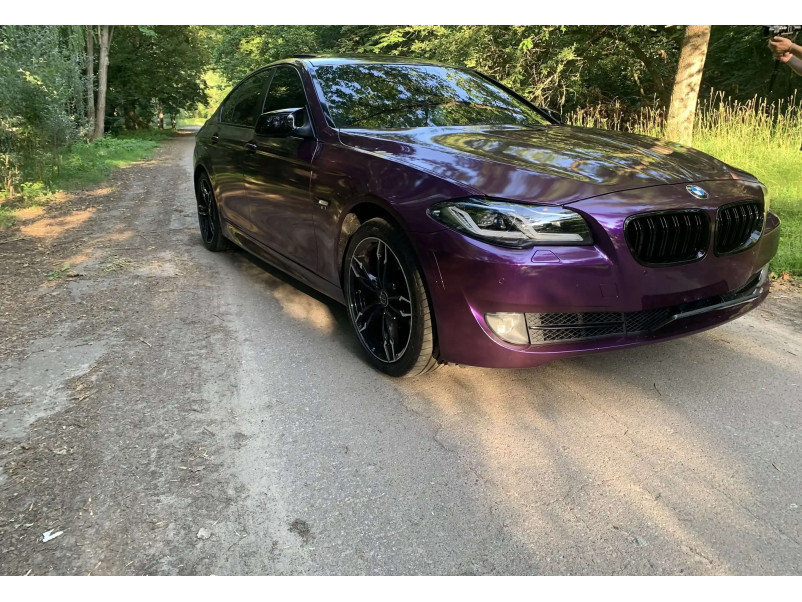 Передні фари  стиль G30 Laser LCI на BMW 5 Series F10 / F11 2010-2017 року