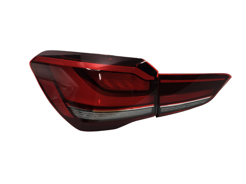 Задні ліхтарі  ( апгрейд в LCI ) на BMW X1 F48 2015-2019 року