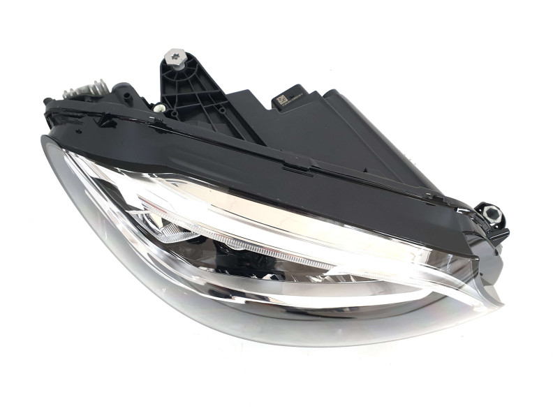 Передні фари  Led High Performance ( комплектні ) на Mercedes-Benz C-Class W205 2018-2021 року