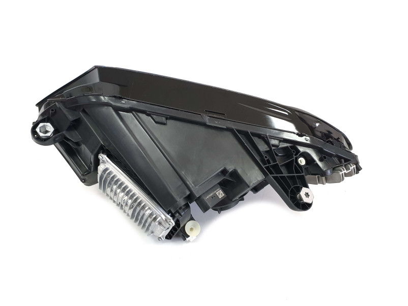 Передні фари  Led High Performance ( комплектні ) на Mercedes-Benz C-Class W205 2018-2021 року