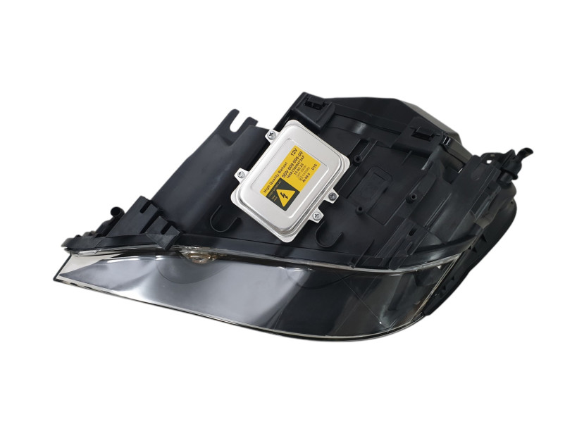 Передні фари  Bi-Xenon на BMW 5 Series E60 / E61 2003-2010 року