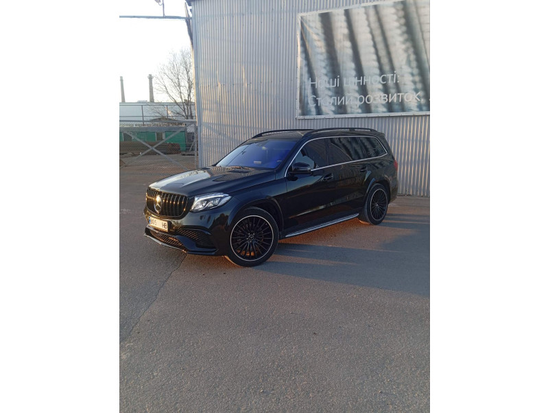 Комплект рестайлінга ( в нову модель )  ( стиль GLS 63 AMG ) на Mercedes-Benz GL-Class X166 2012-2015 року