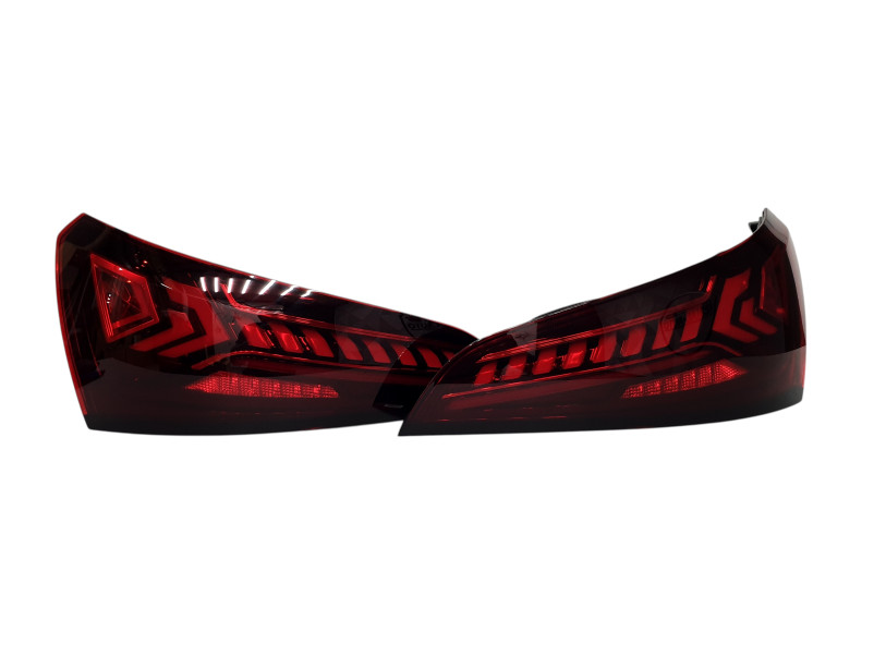 Задні ліхтарі  Led ( Red ) на Audi Q5 8R 2008-2012 року