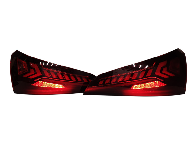 Задні ліхтарі  Led ( Red ) на Audi Q5 8R 2008-2012 року