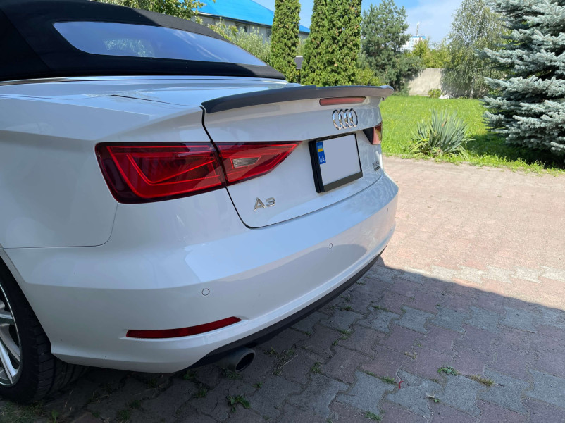 Спойлер Під покрас ( стиль RS3 ) на Audi A3 8V 2012-2016 року