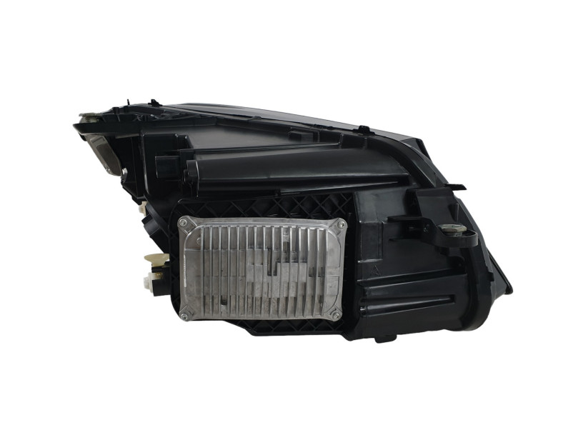 Передні фари  Led High Performance ( комплектні з лого ) на Mercedes-Benz C-Class W205 2018-2021 року